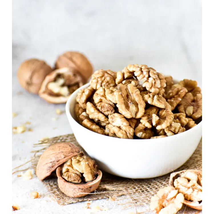 Walnut Kernels